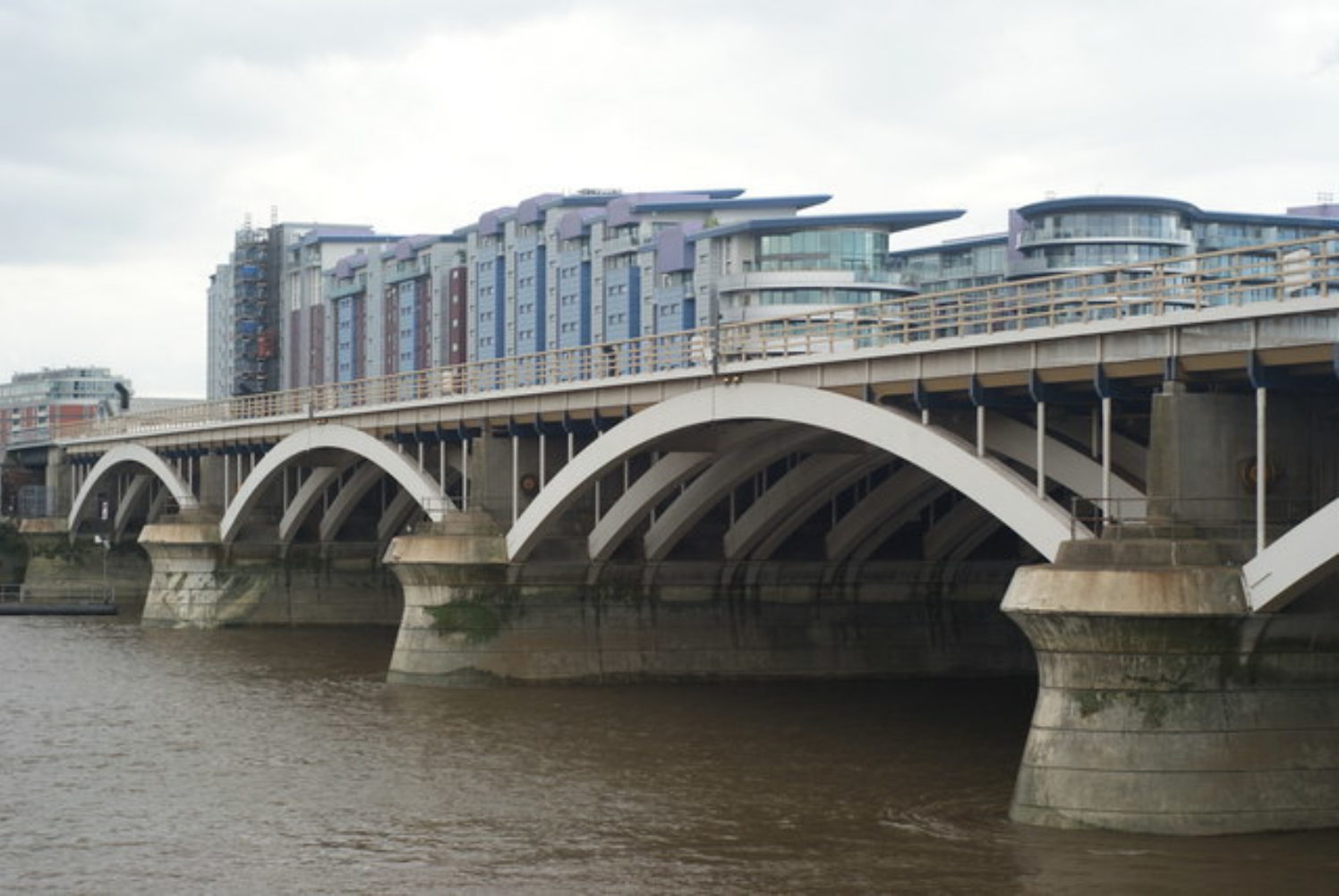 Grosvenor Railway Bridge Illuminated River