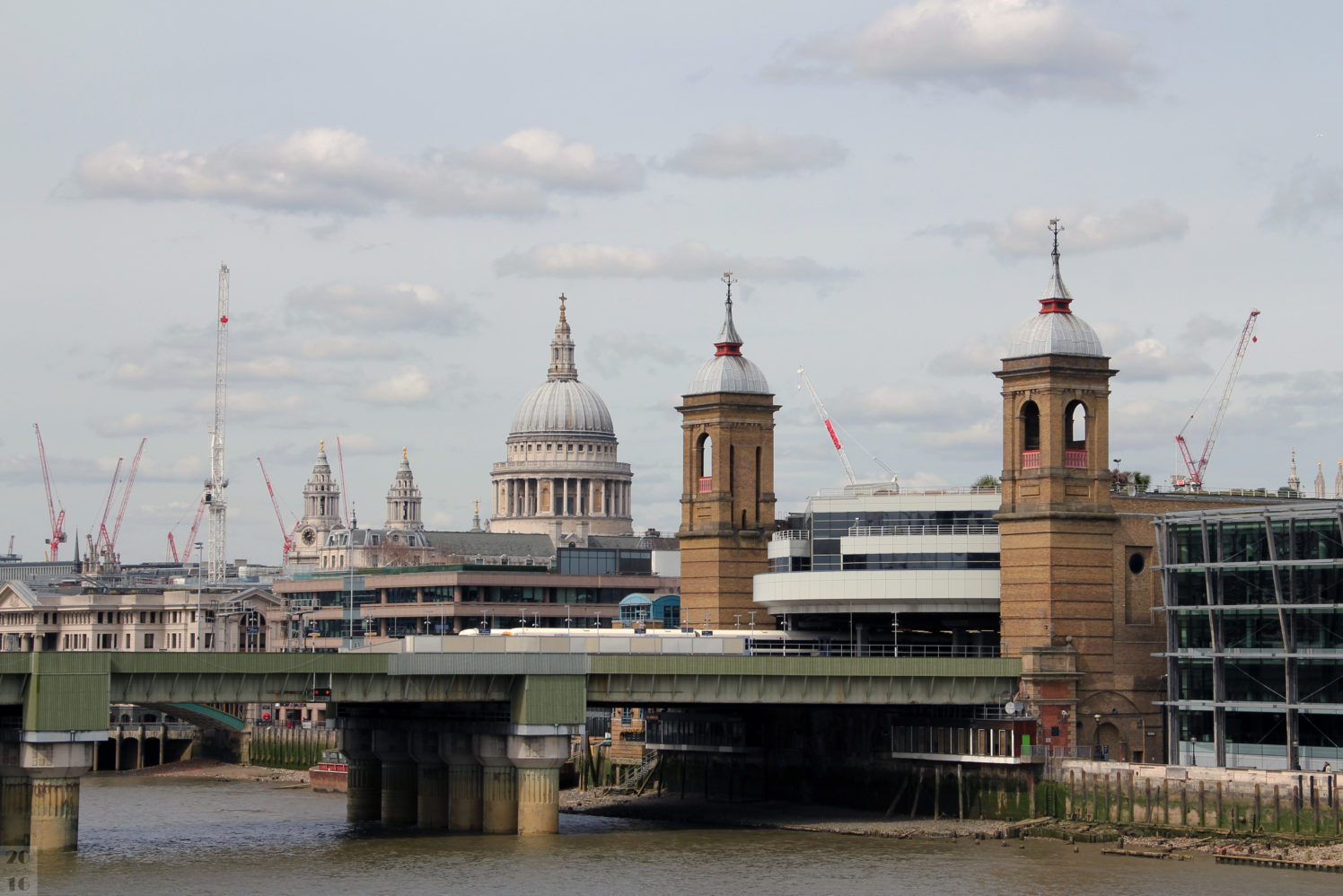 Cannon Street Railway Bridge Illuminated River